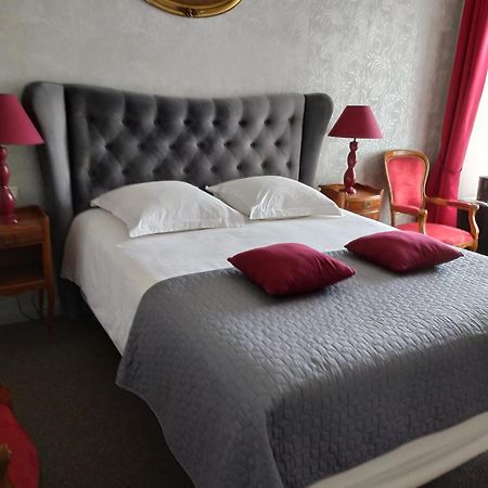 Saint-Thurial Manoir La Haie Chapeau מראה חיצוני תמונה